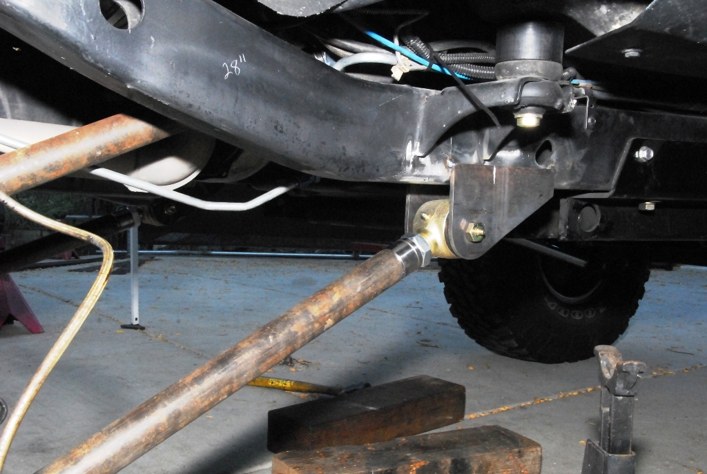 TJ Radius Style Front Control Arms & Brackets 4x4 and